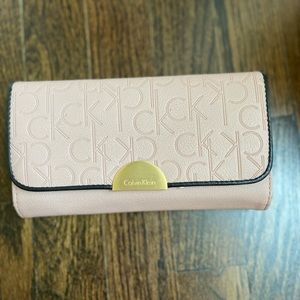 Calvin Klein Wallet Ballerina Pink